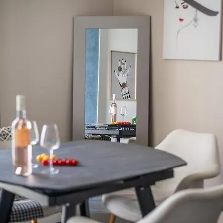 Apartmán Le Balcon De La Baie Des Anges