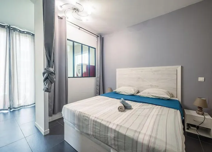 Apartamento Le Balcon De La Baie Des Anges