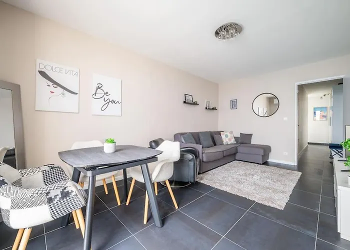 Le Balcon De La Baie Des Anges Apartamento *